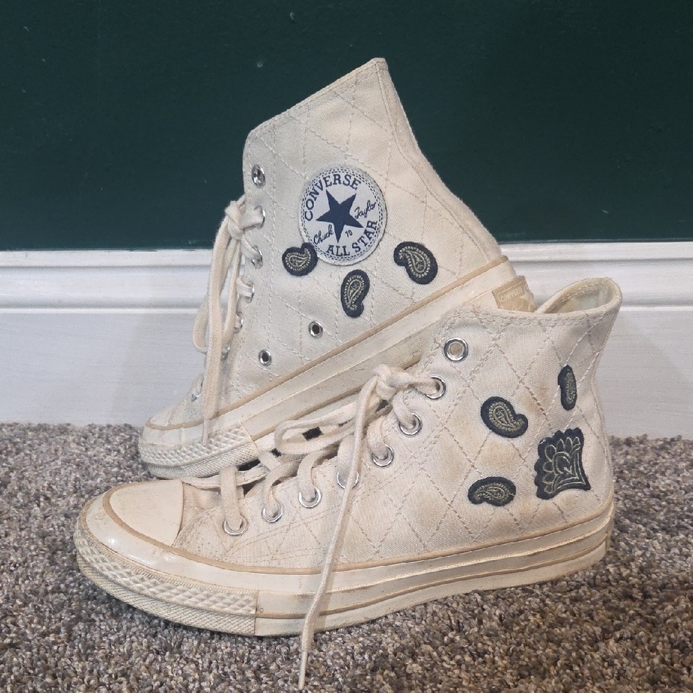 Converse High-Tops with Paisley Accents Wmns 8.5, Mens 6.5